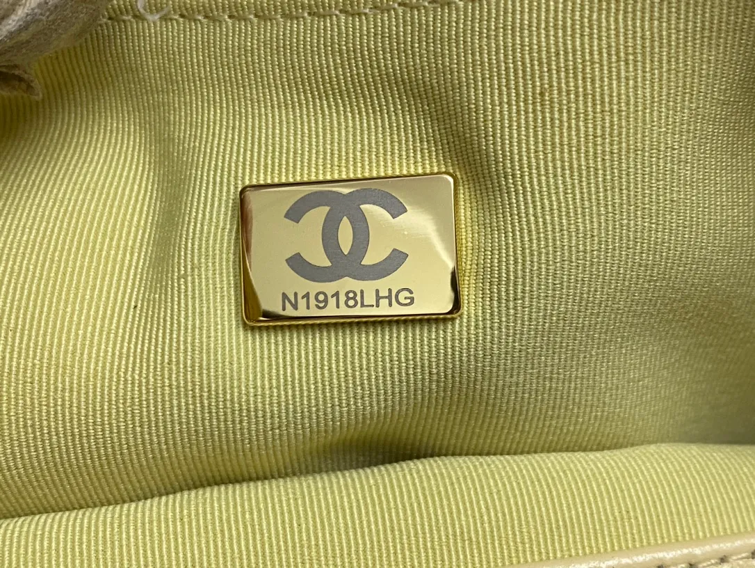 All Categories Chanel Women's Bag 2 (Chanel) Chanel Original Order AS5339