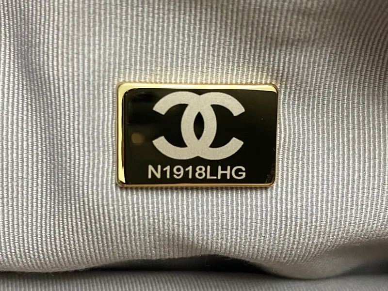All Categories Chanel Women's Bag 2 (Chanel) Chanel Original Order AS5339