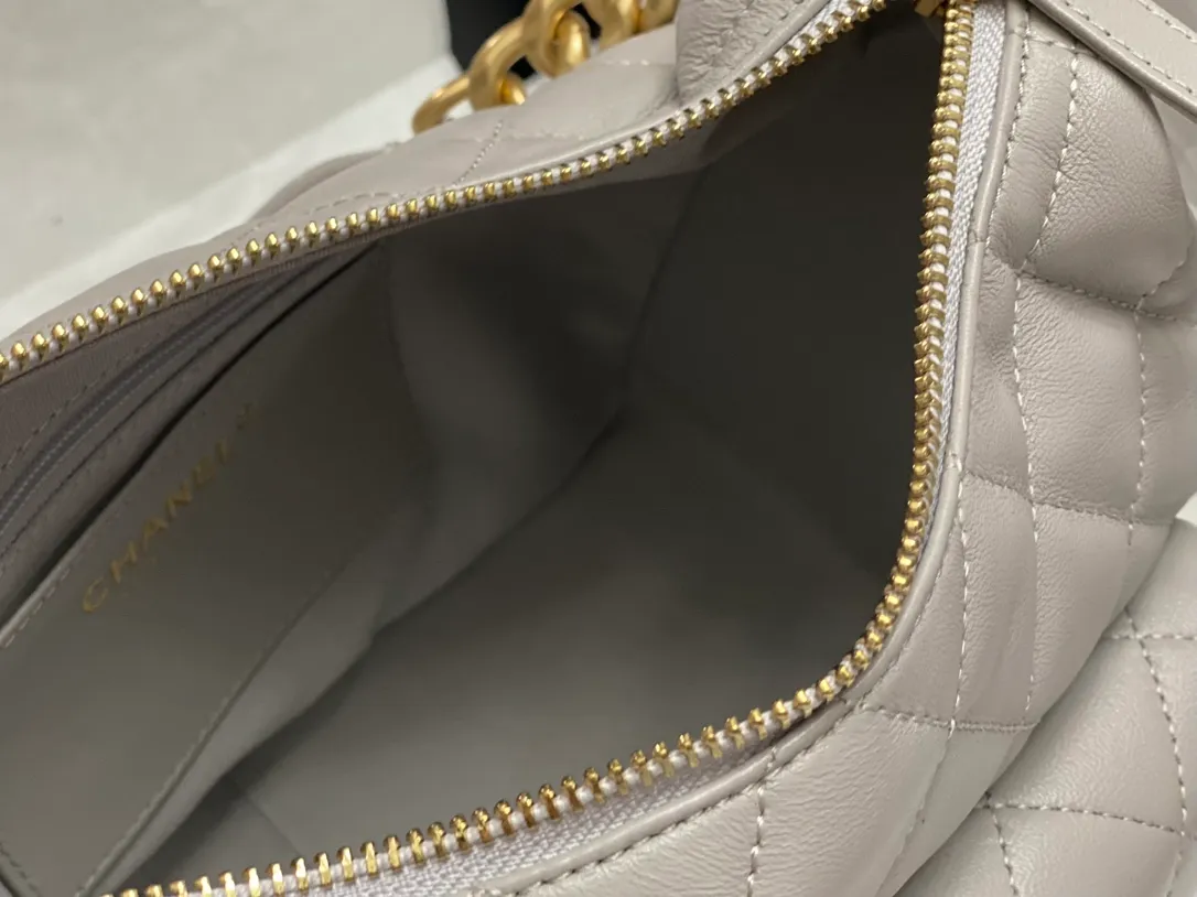All Categories Chanel Women's Bag 2 (Chanel) Chanel Original Order AS5339