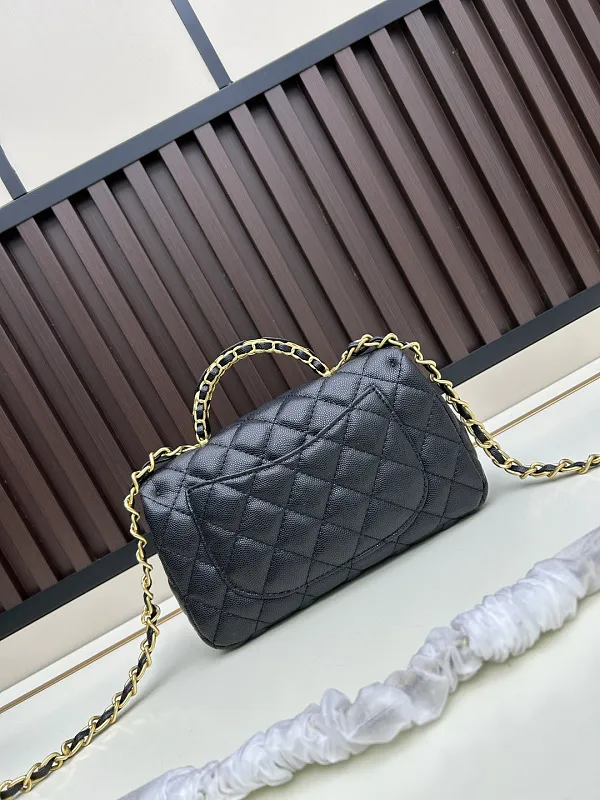 All Categories Chanel Women's Bags (Chanel) Chanel C020