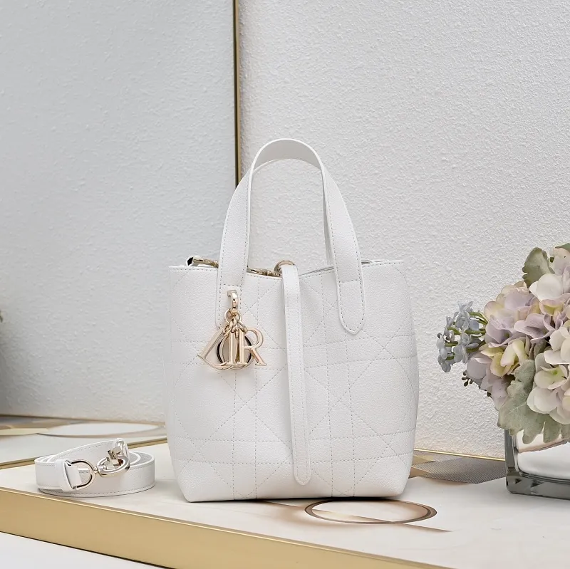All Categories Chanel Women's Bags 2 (Chanel) Chanel 2835