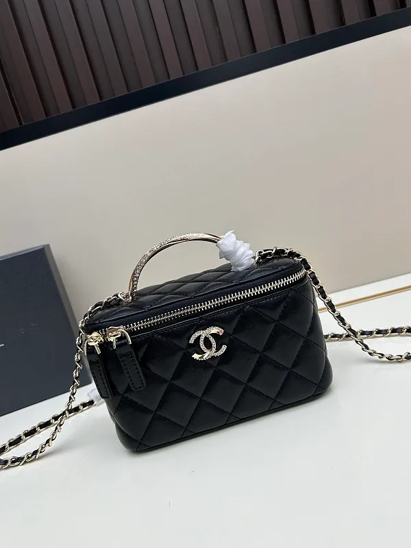 All Categories Chanel Women's Bags 2 (Chanel) Chanel 33823