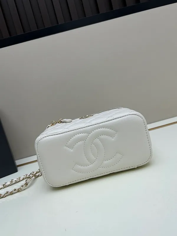 All Categories Chanel Women's Bags 2 (Chanel) Chanel 33823