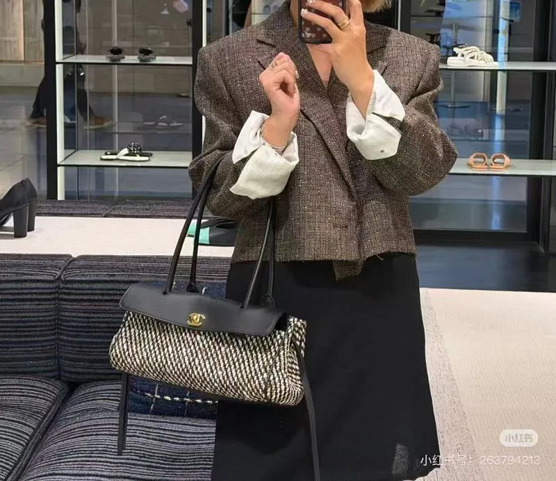 All Categories Chanel Women's Bags (Chanel) Chanel 032