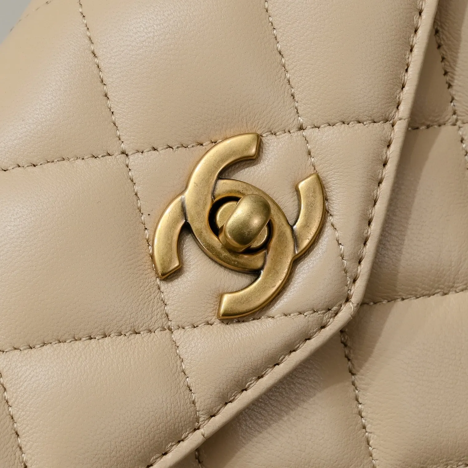 All Categories Official Website "Brand Women's Bags" Women's Bags 💙 Chanel 2025 New CHANEL Crossbody Bag