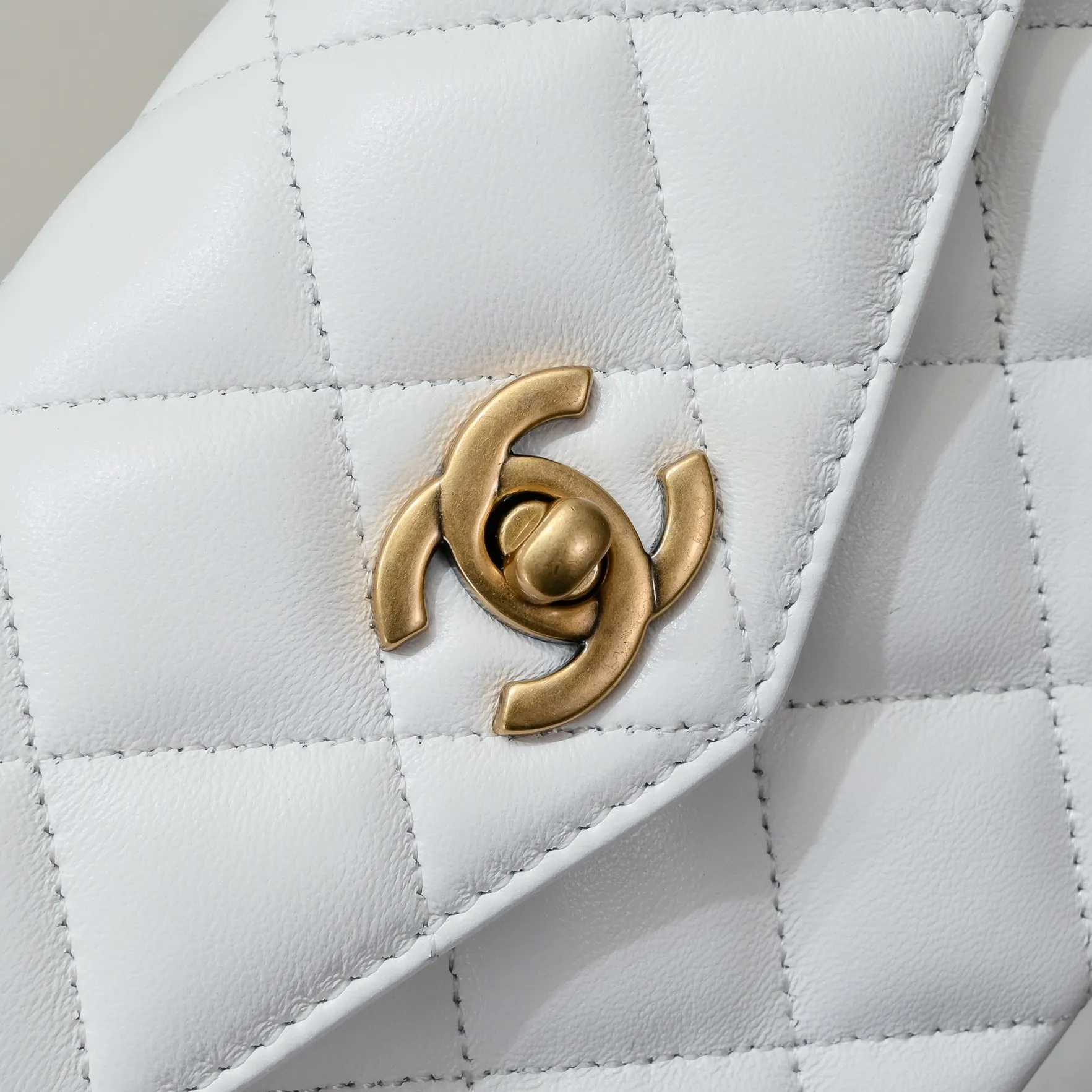 All Categories Official Website "Brand Women's Bags" Women's Bags 💙 Chanel 2025 New CHANEL Crossbody Bag