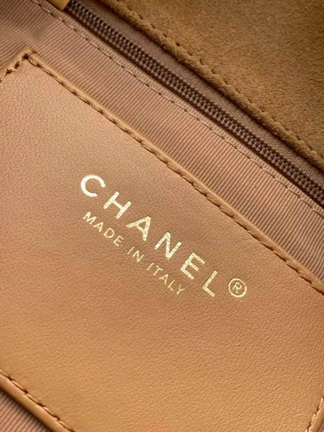 All Categories Chanel Women's Bag 2 (Chanel) Chanel Original AS5991 Medium Size