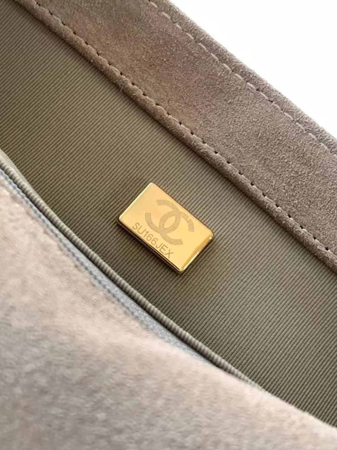 All Categories Chanel Women's Bag 2 (Chanel) Chanel Original AS5991 Medium Size