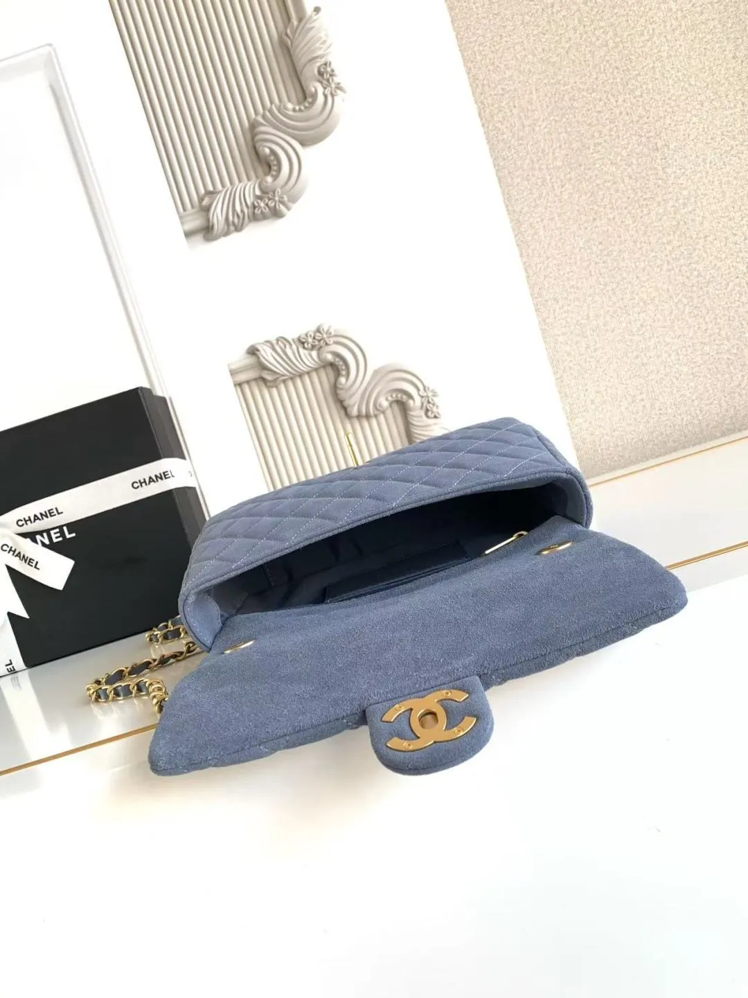 All Categories Chanel Women's Bag 2 (Chanel) Chanel Original AS5991 Medium Size