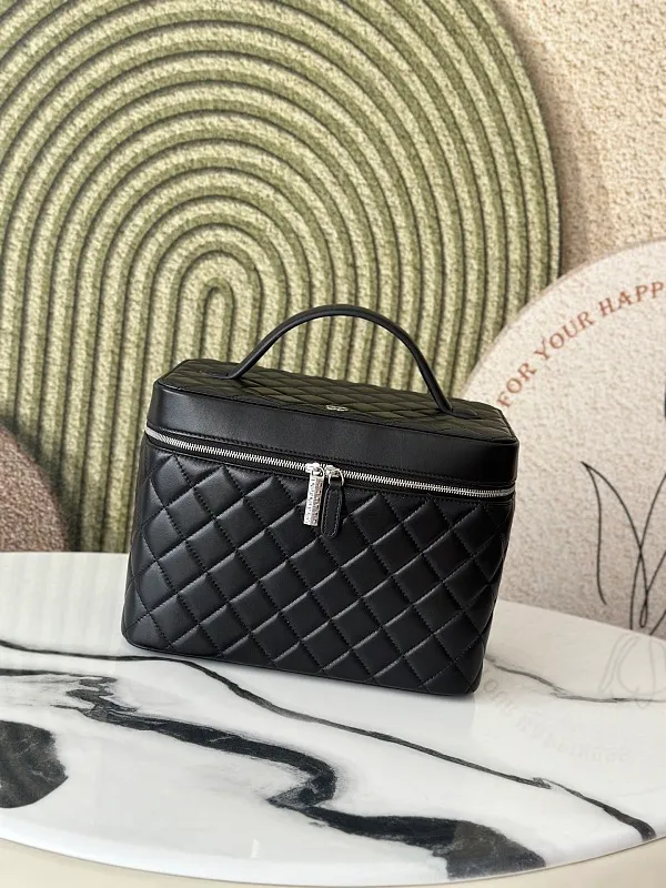 All Categories Chanel Women's Bags (Chanel) Chanel 31543