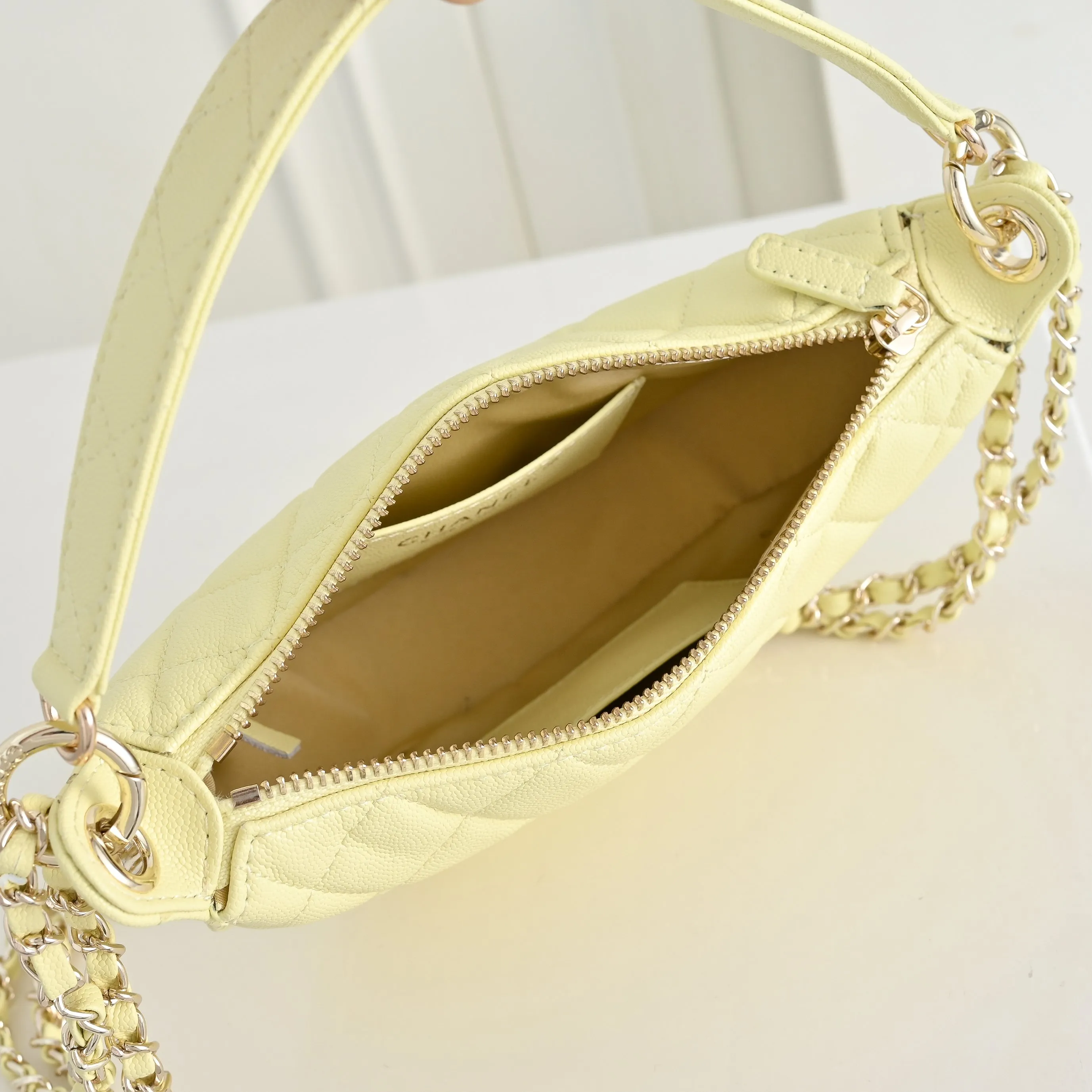 All Categories Chanel Women's Bag 2 (Chanel) Chanel 7090 Ball Pattern
