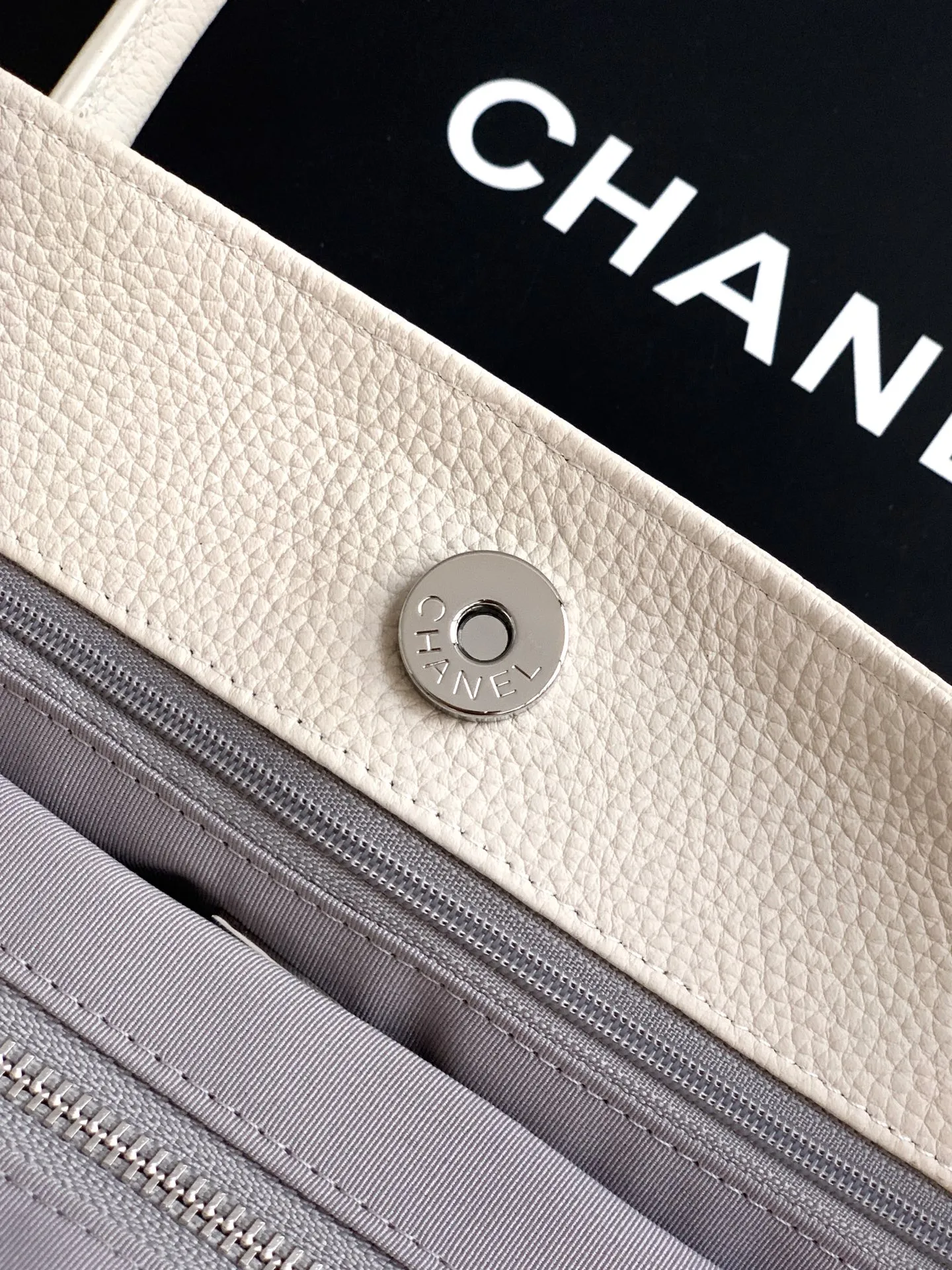 All Categories Chanel Women's Bags 2 (Chanel) Chanel Original Order 6055