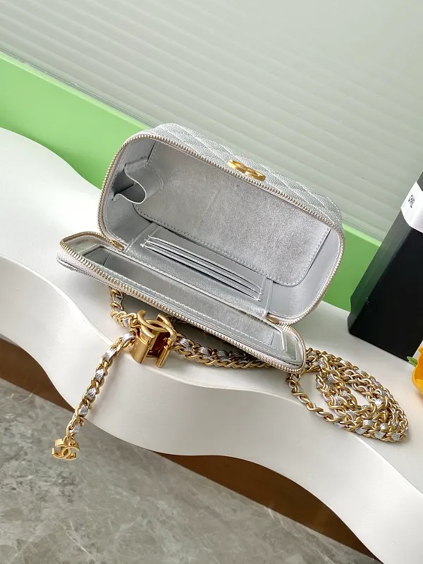 All Categories Chanel Women's Bags 2 (Chanel) Chanel Original Single AP4030