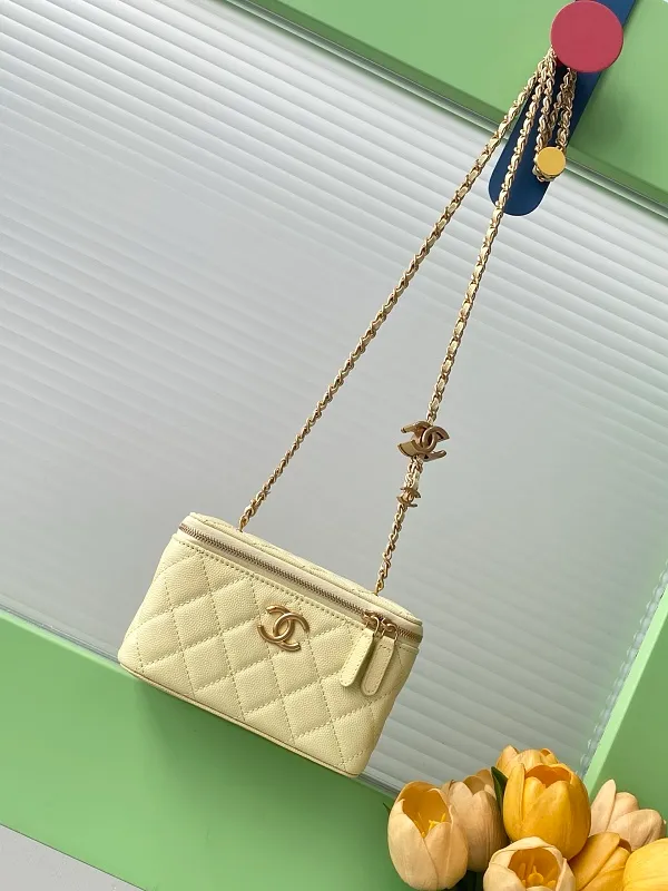 All Categories Chanel Women's Bags 2 (Chanel) Chanel Original Single AP4030