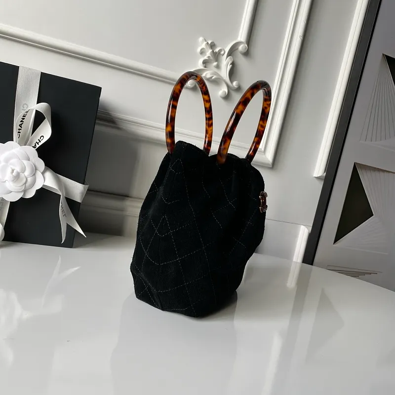 All Categories Chanel Women's Bag 2 (Chanel) Chanel Original AS6022