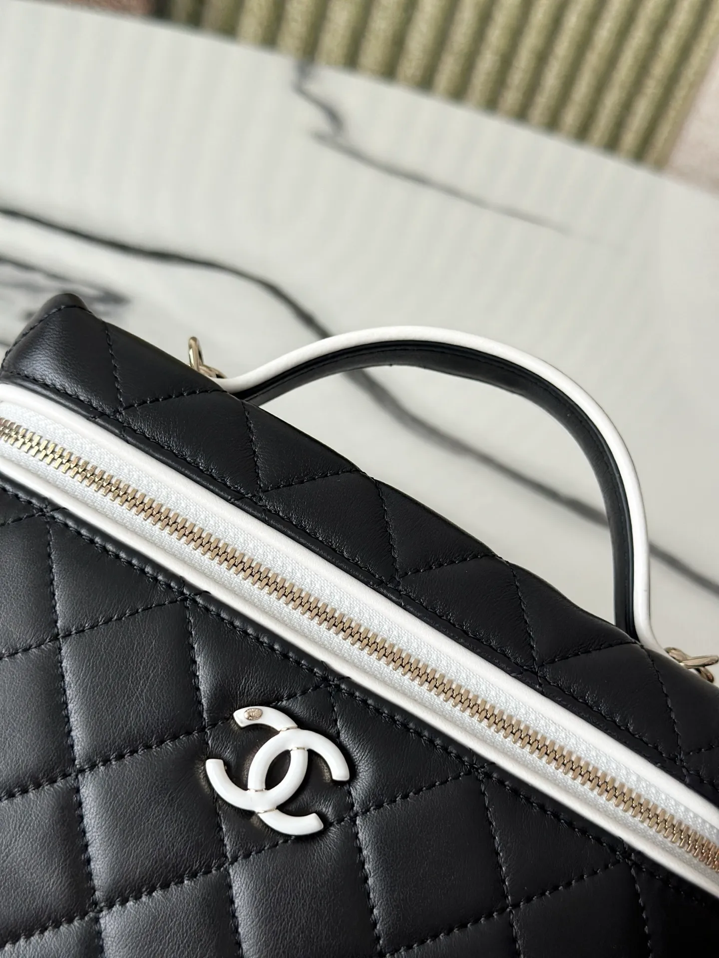 All Categories Chanel Women's Bag 2 (Chanel) Chanel AP5240