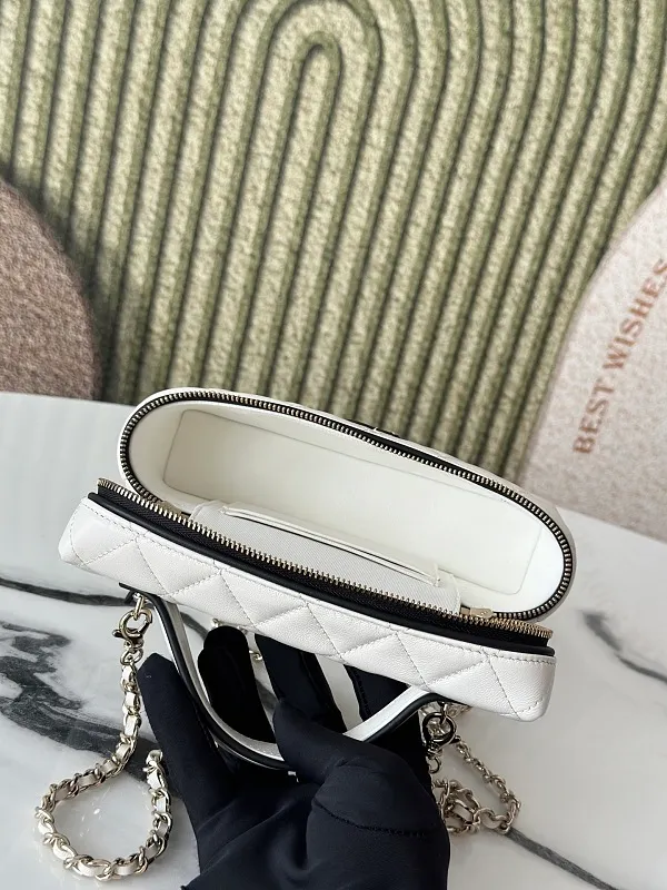 All Categories Chanel Women's Bag 2 (Chanel) Chanel AP5240