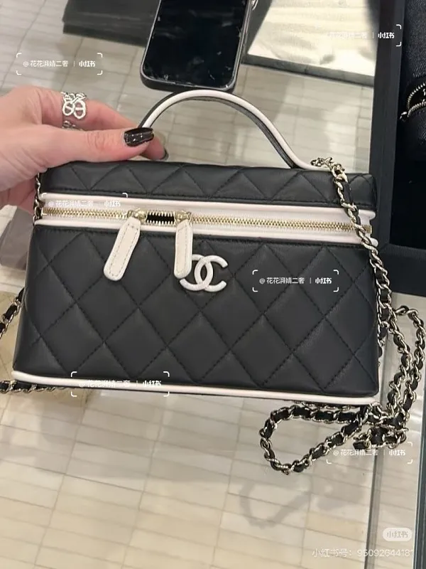 All Categories Chanel Women's Bag 2 (Chanel) Chanel AP5240