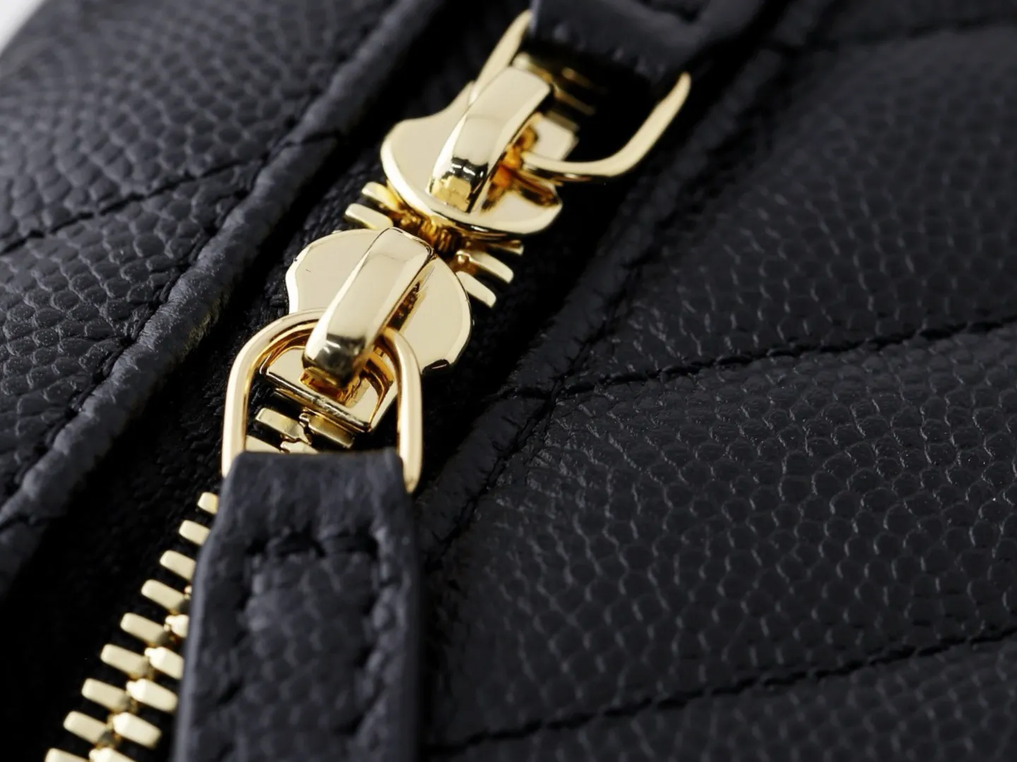 All categories Chanel Women's Bag 2 (Chanel) Chanel 100850