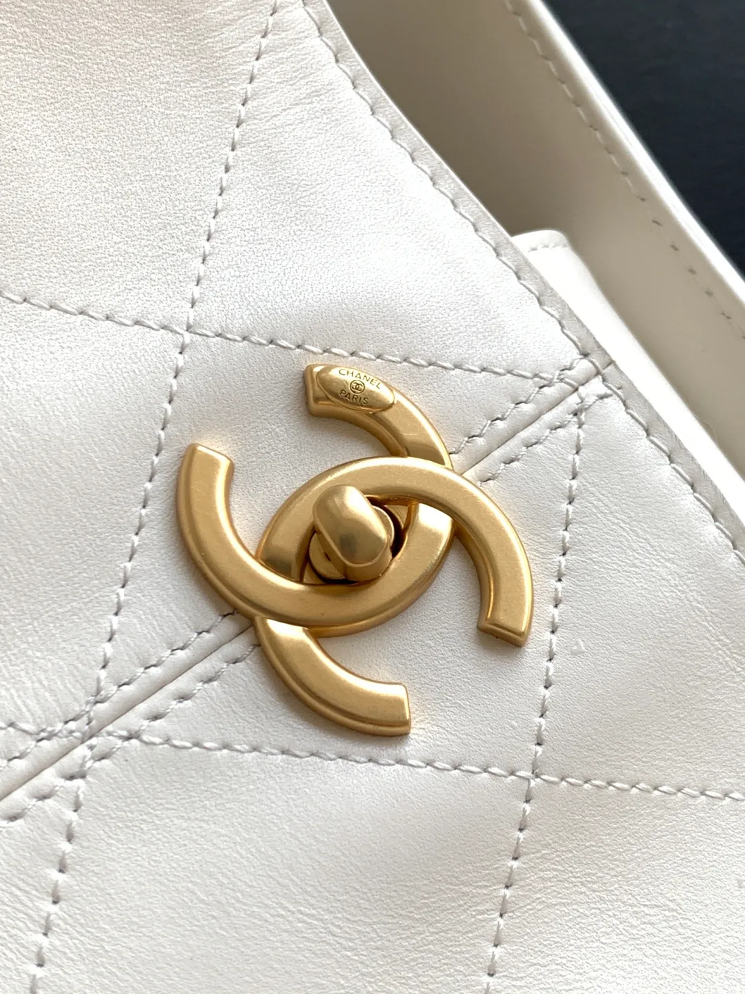 All Categories Chanel Women's Bags 2 (Chanel) Chanel Original Order AS5634