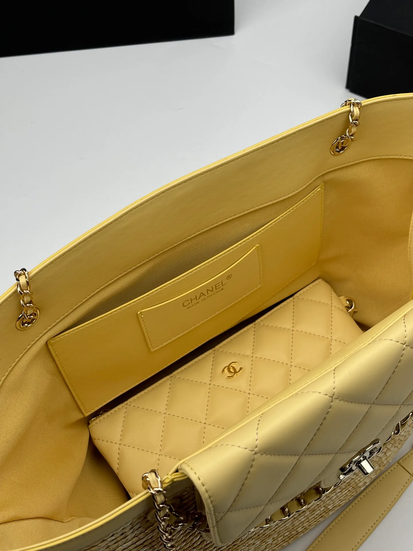 All Categories Official Website "Brand Women's Bags" Women's Bags 💙 Chanel 2026 Official Website CHANEL Braided Cabbage Shopping Bag