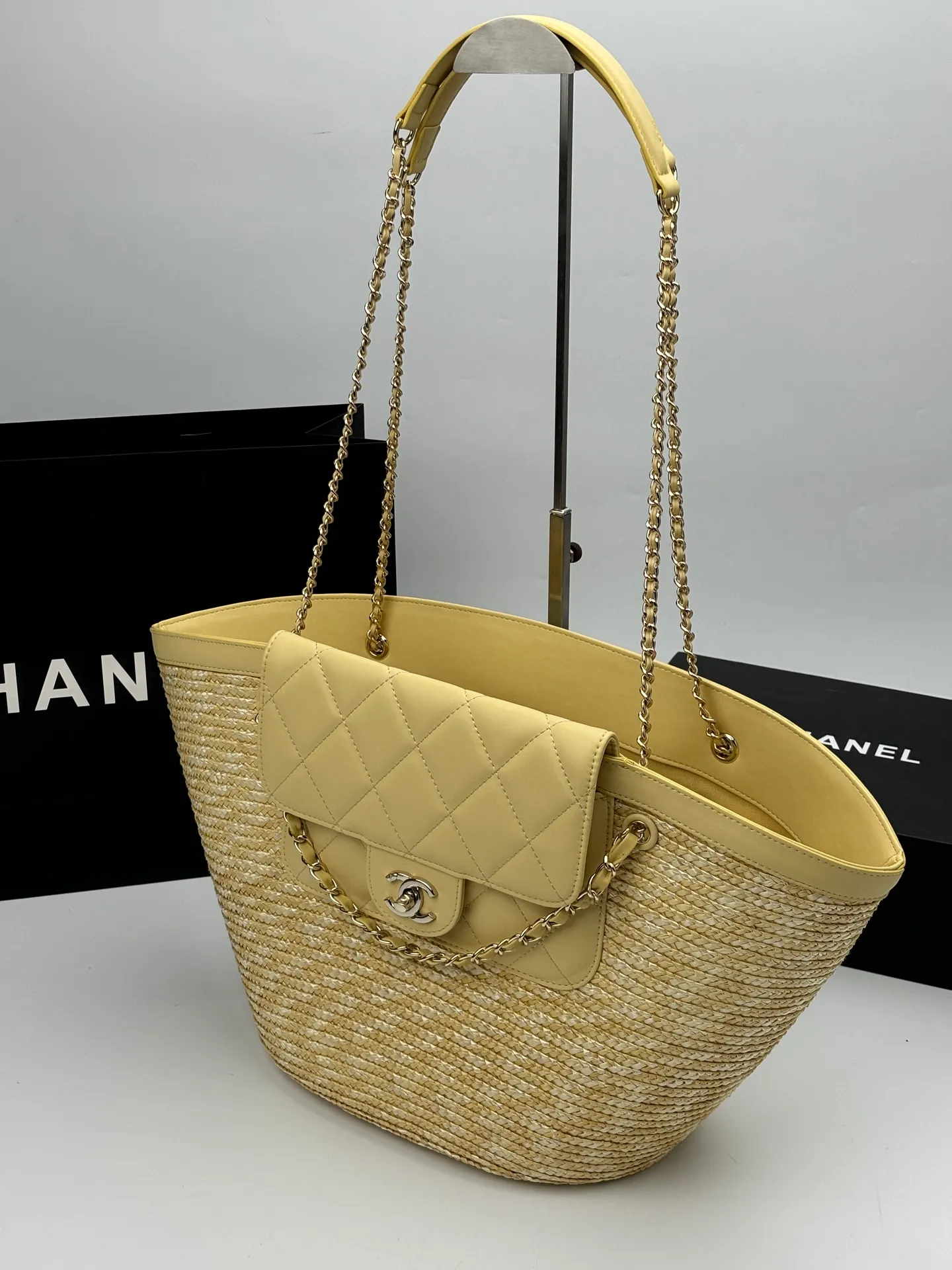 All Categories Official Website "Brand Women's Bags" Women's Bags 💙 Chanel 2026 Official Website CHANEL Braided Cabbage Shopping Bag