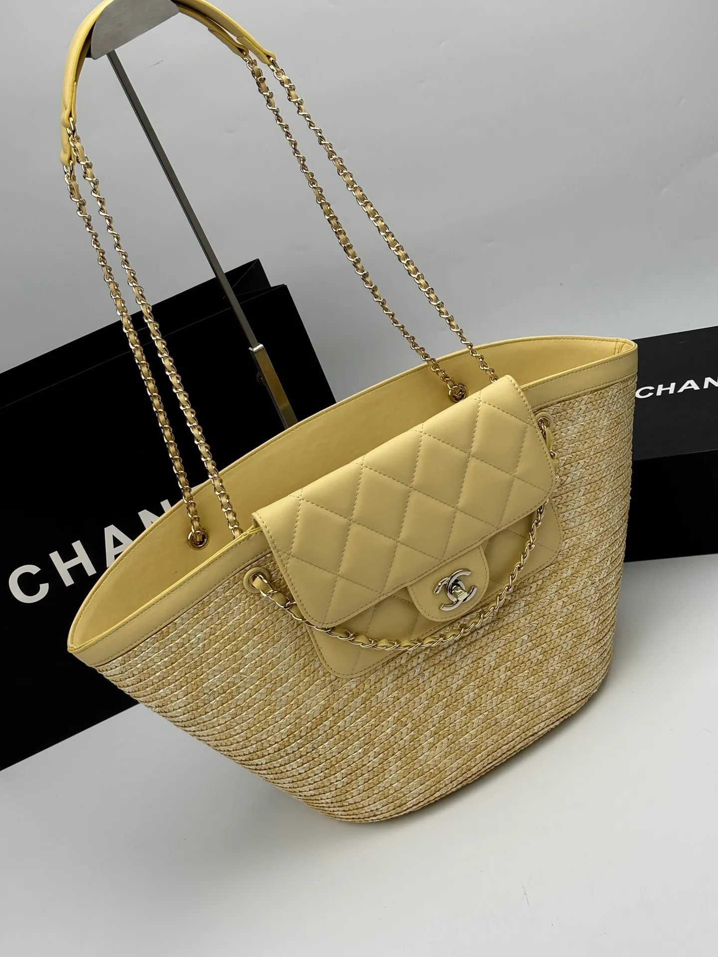 All Categories Official Website "Brand Women's Bags" Women's Bags 💙 Chanel 2026 Official Website CHANEL Braided Cabbage Shopping Bag