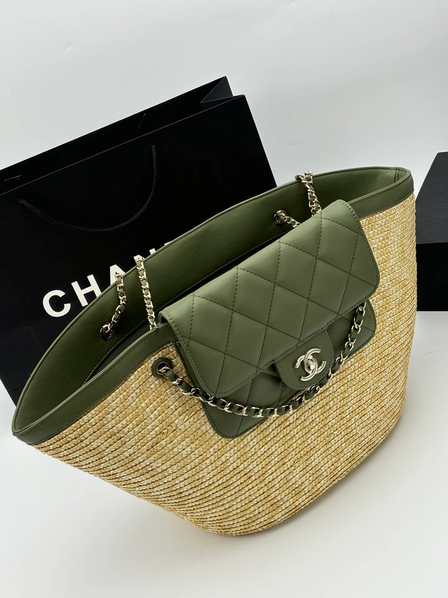 All Categories Official Website "Brand Women's Bags" Women's Bags 💙 Chanel 2026 Official Website CHANEL Braided Cabbage Shopping Bag