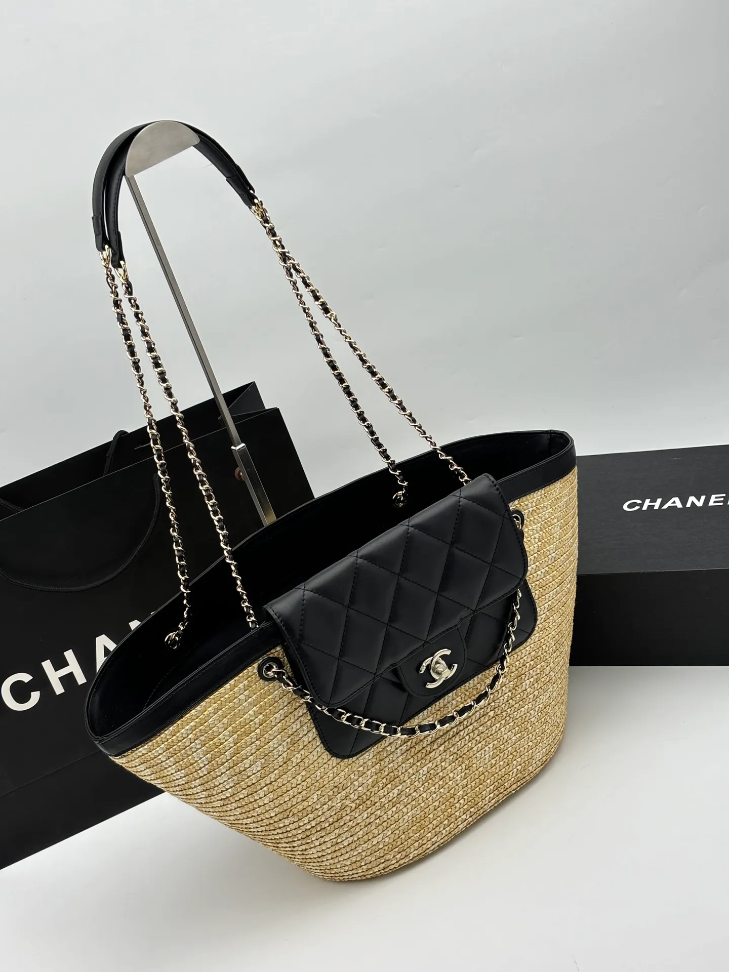All Categories Official Website "Brand Women's Bags" Women's Bags 💙 Chanel 2026 Official Website CHANEL Braided Cabbage Shopping Bag