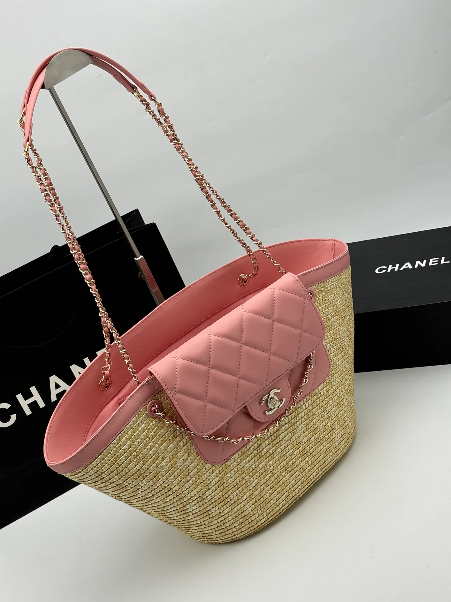 All Categories Official Website "Brand Women's Bags" Women's Bags 💙 Chanel 2026 Official Website CHANEL Braided Cabbage Shopping Bag