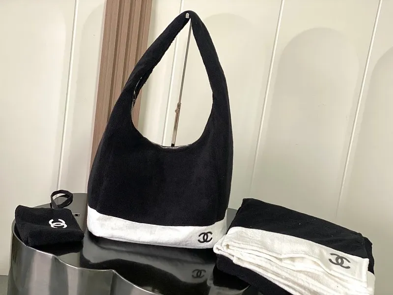 All categories Chanel Women's Bag 2 (Chanel) Chanel 9055