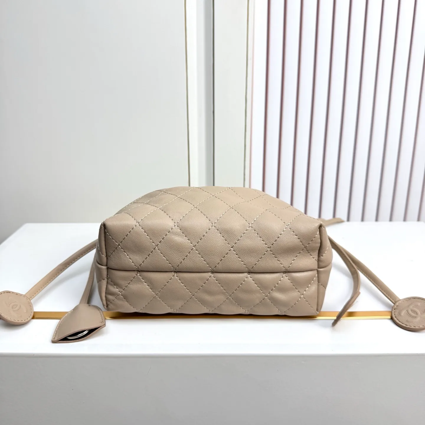 All Categories Official Website "Brand Women's Bags" Women's Bags 💙 Chanel 2026 Official Website CHANEL Diamond Drawstring Bucket Bag