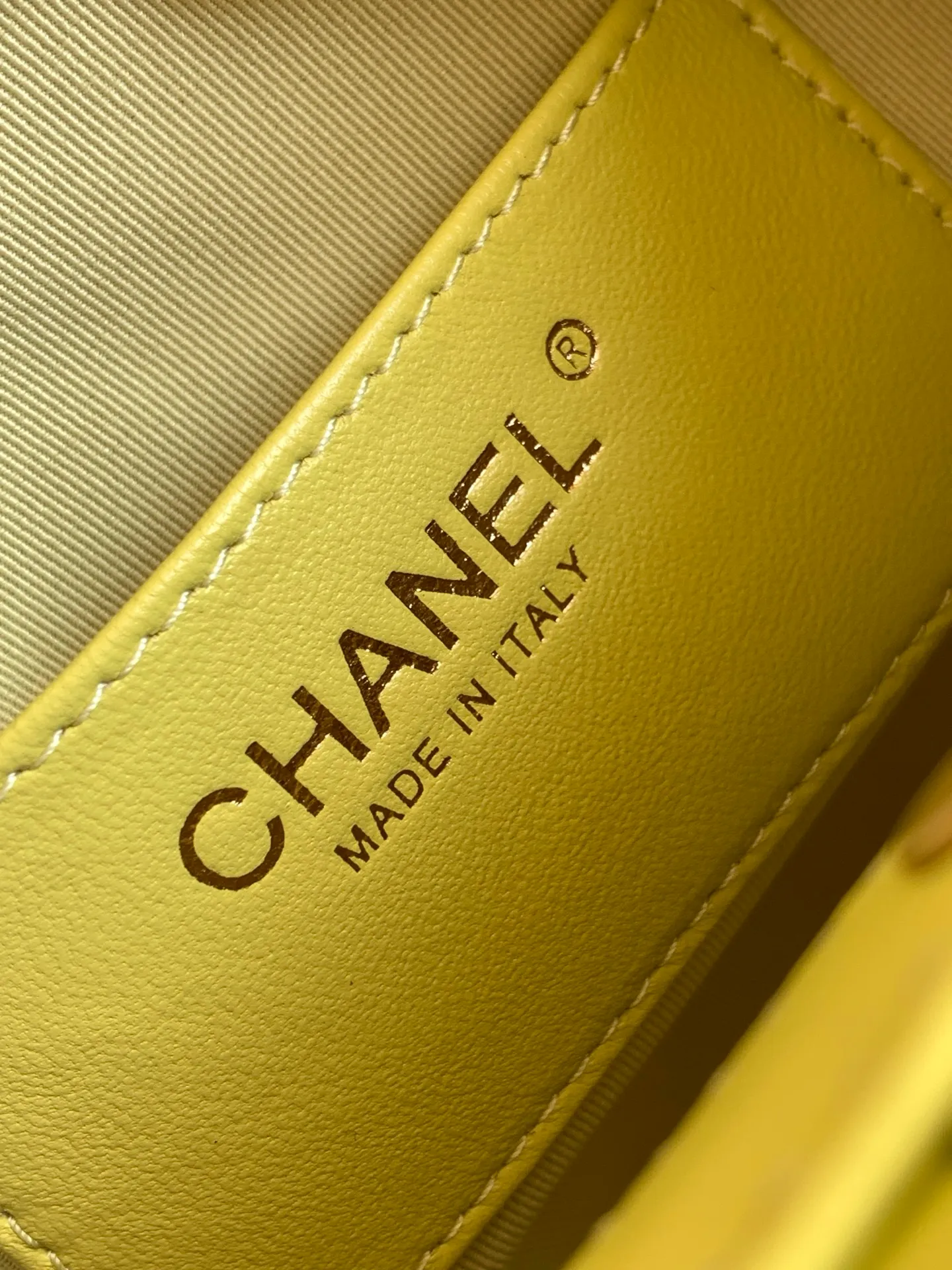 All Categories Chanel Women's Bag 2 (Chanel) Chanel Original AS6022