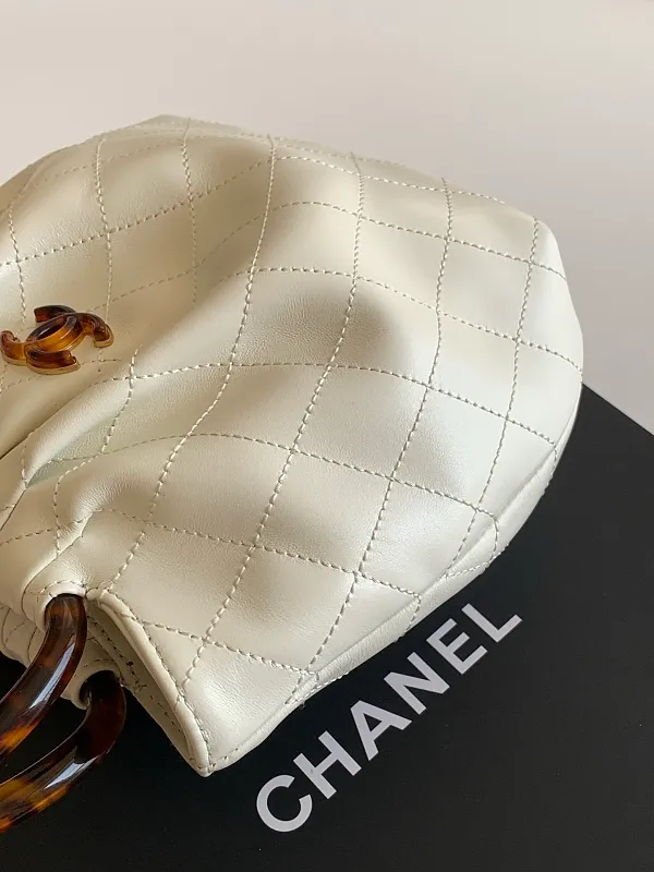 All Categories Chanel Women's Bag 2 (Chanel) Chanel Original AS6022