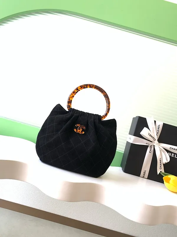 All Categories Chanel Women's Bag 2 (Chanel) Chanel Original AS6022