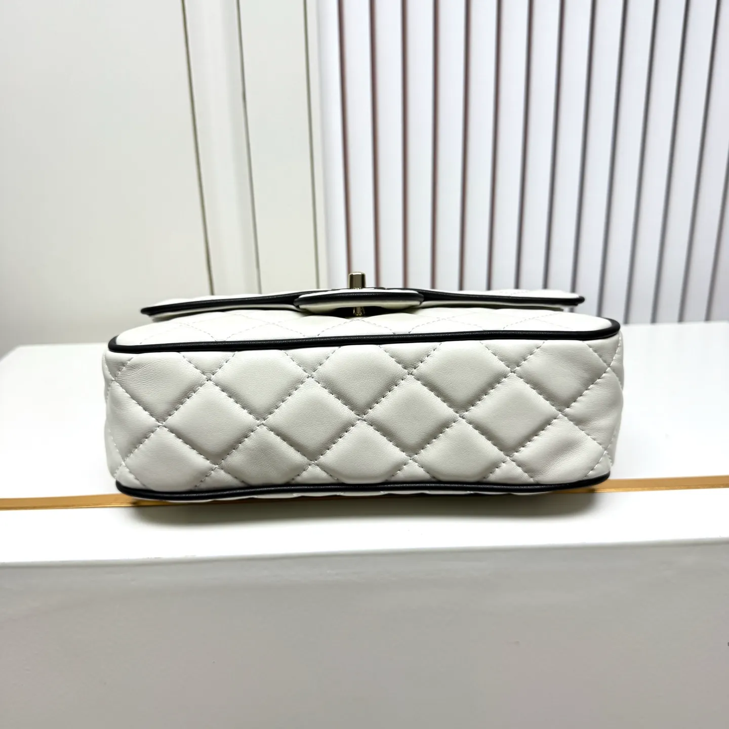 All Categories Chanel Women's Bags (Chanel) Chanel 6001 Large