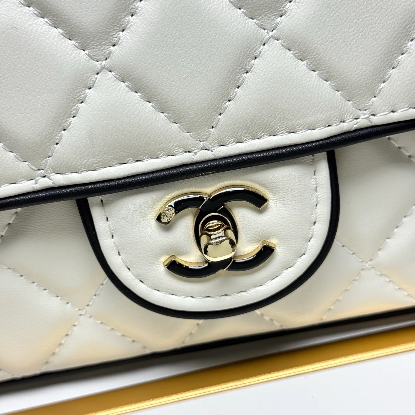 All Categories Chanel Women's Bags (Chanel) Chanel 6001 Large