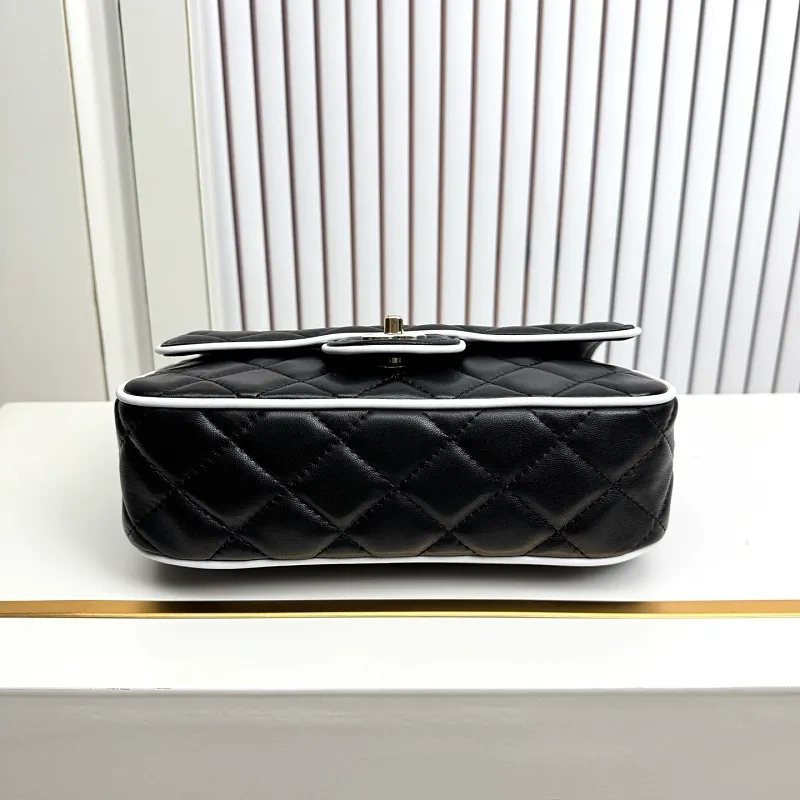 All Categories Chanel Women's Bags (Chanel) Chanel 6001 Large