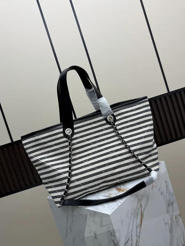 All Categories Chanel Women's Bag 2 (Chanel) Chanel 5995 Large