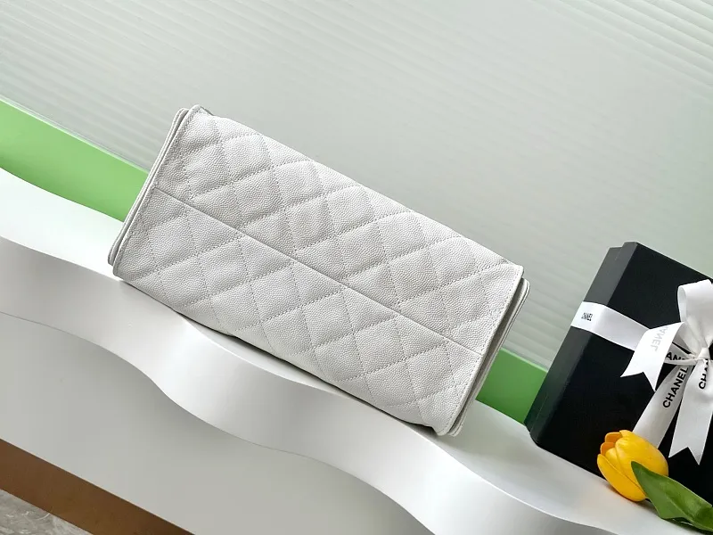 All Categories Chanel Women's Bag 2 (Chanel) Chanel Original AS5293-2