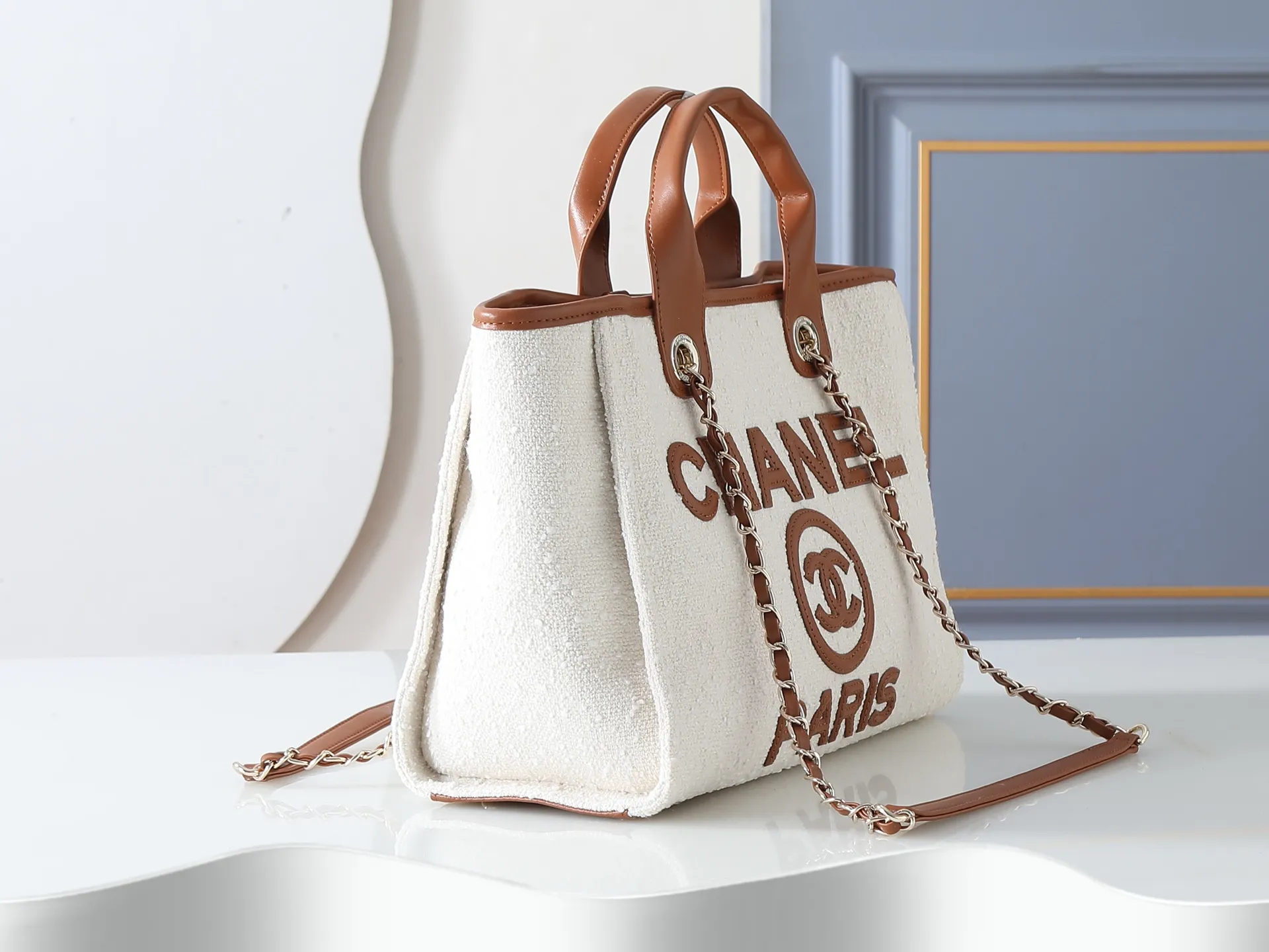 All categories Official website "Brand Women's Bags" Women's Bags 💙 Chanel 2026 new CHANEL hand-held crossbody bag