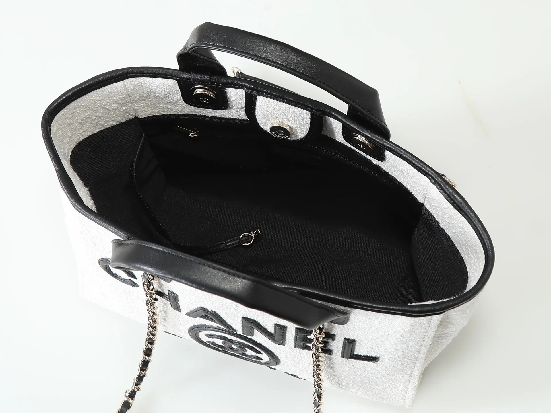 All categories Official website "Brand Women's Bags" Women's Bags 💙 Chanel 2026 new CHANEL hand-held crossbody bag