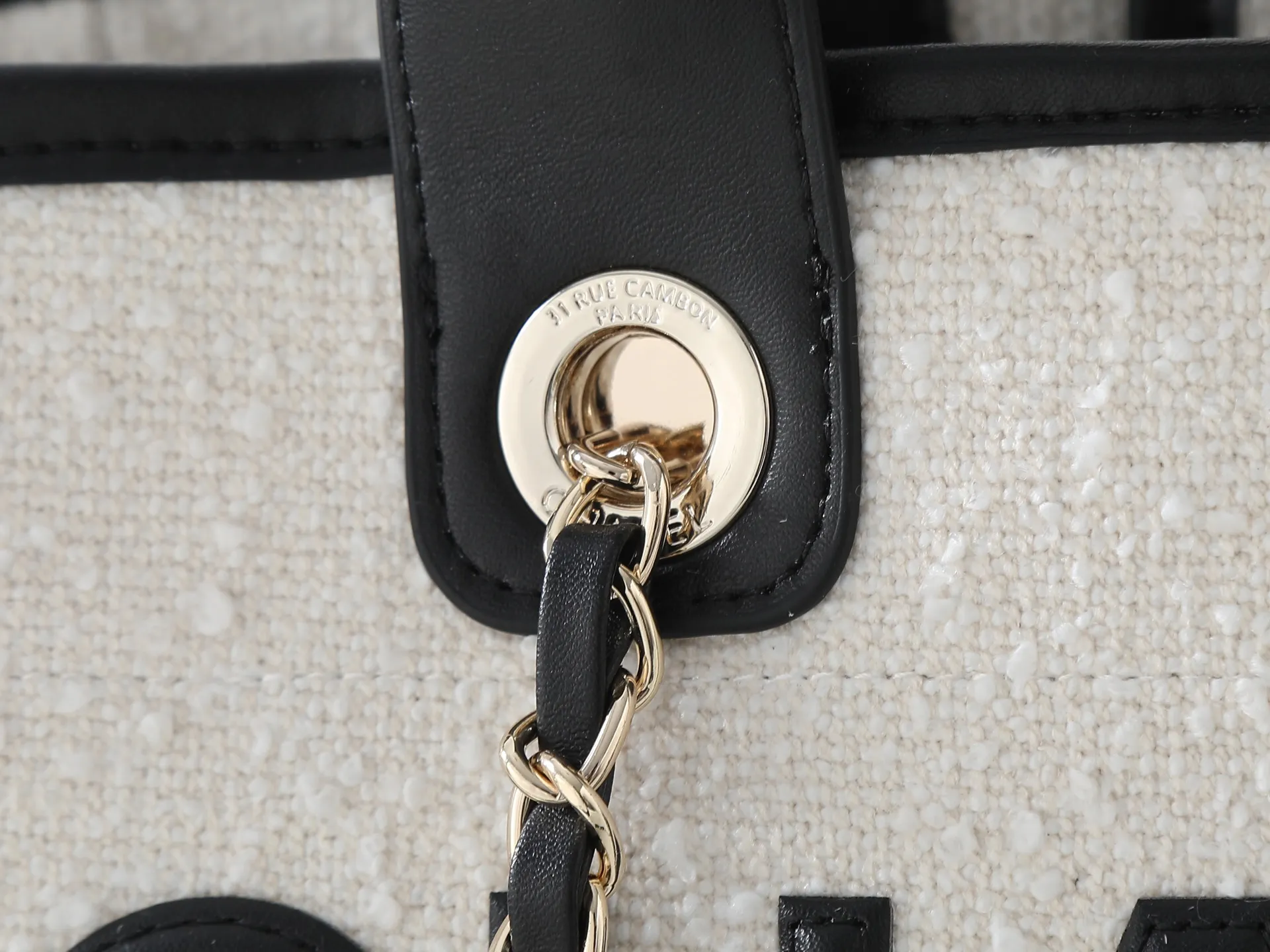 All categories Official website "Brand Women's Bags" Women's Bags 💙 Chanel 2026 new CHANEL hand-held crossbody bag