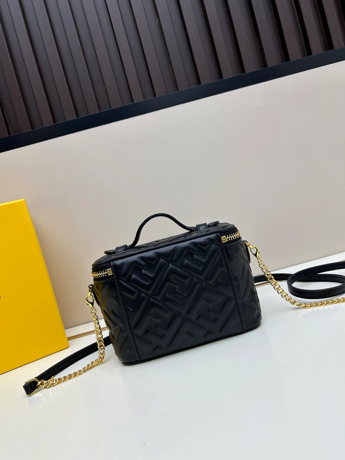 All Categories Chanel Women's Bags (Chanel) Chanel F8025
