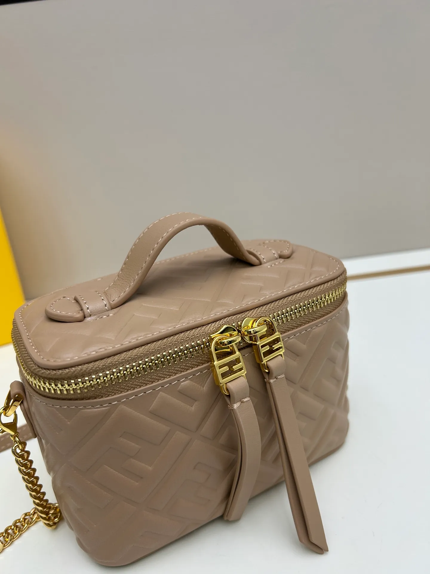 All Categories Chanel Women's Bags (Chanel) Chanel F8025
