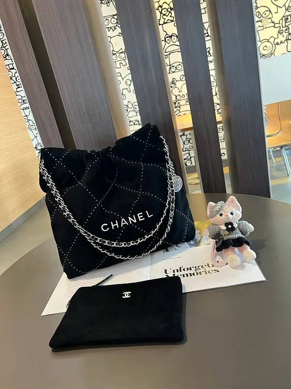 All Categories Chanel Women's Bags (Chanel) Chanel l25s