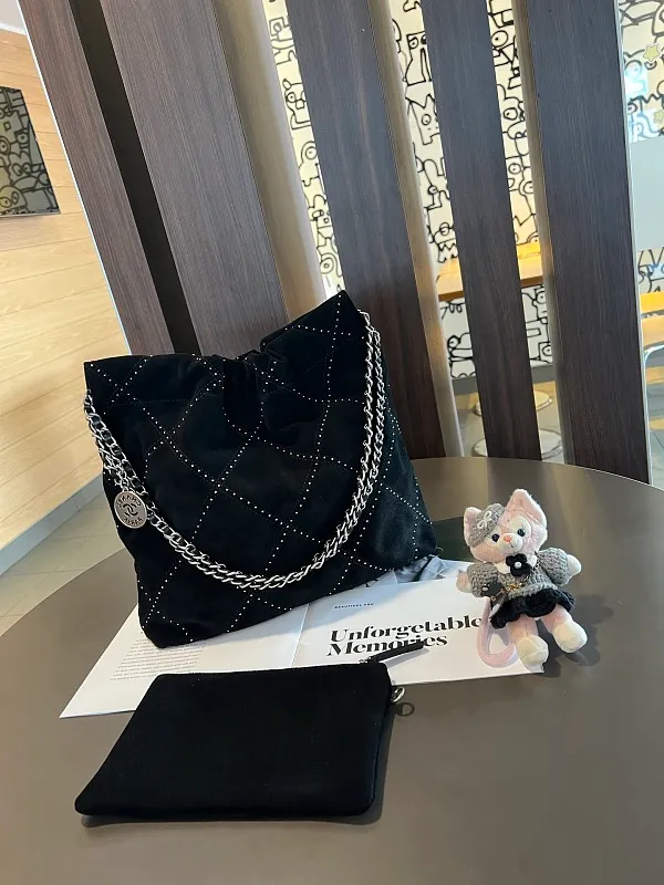 All Categories Chanel Women's Bags (Chanel) Chanel l25s