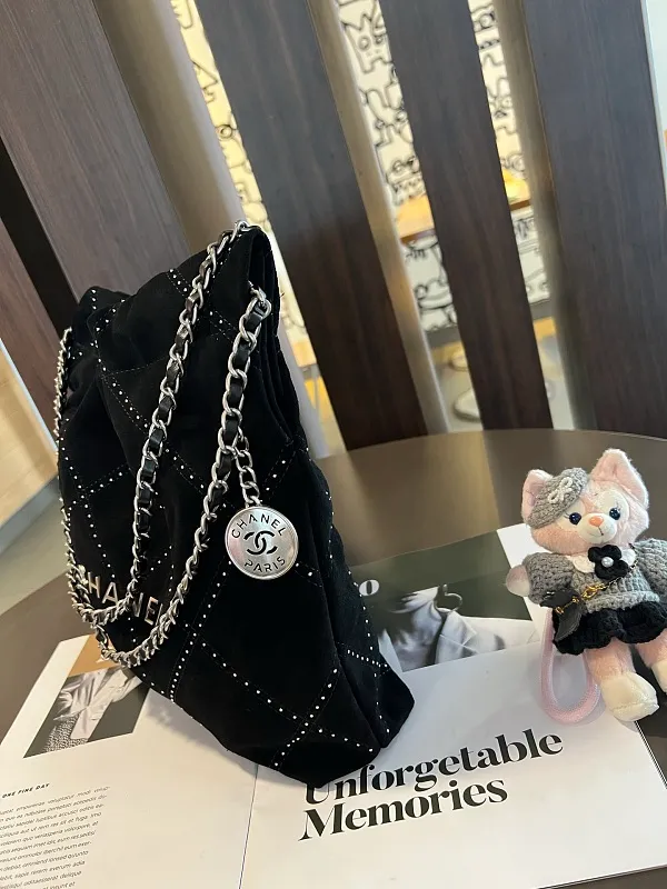All Categories Chanel Women's Bags (Chanel) Chanel l25s