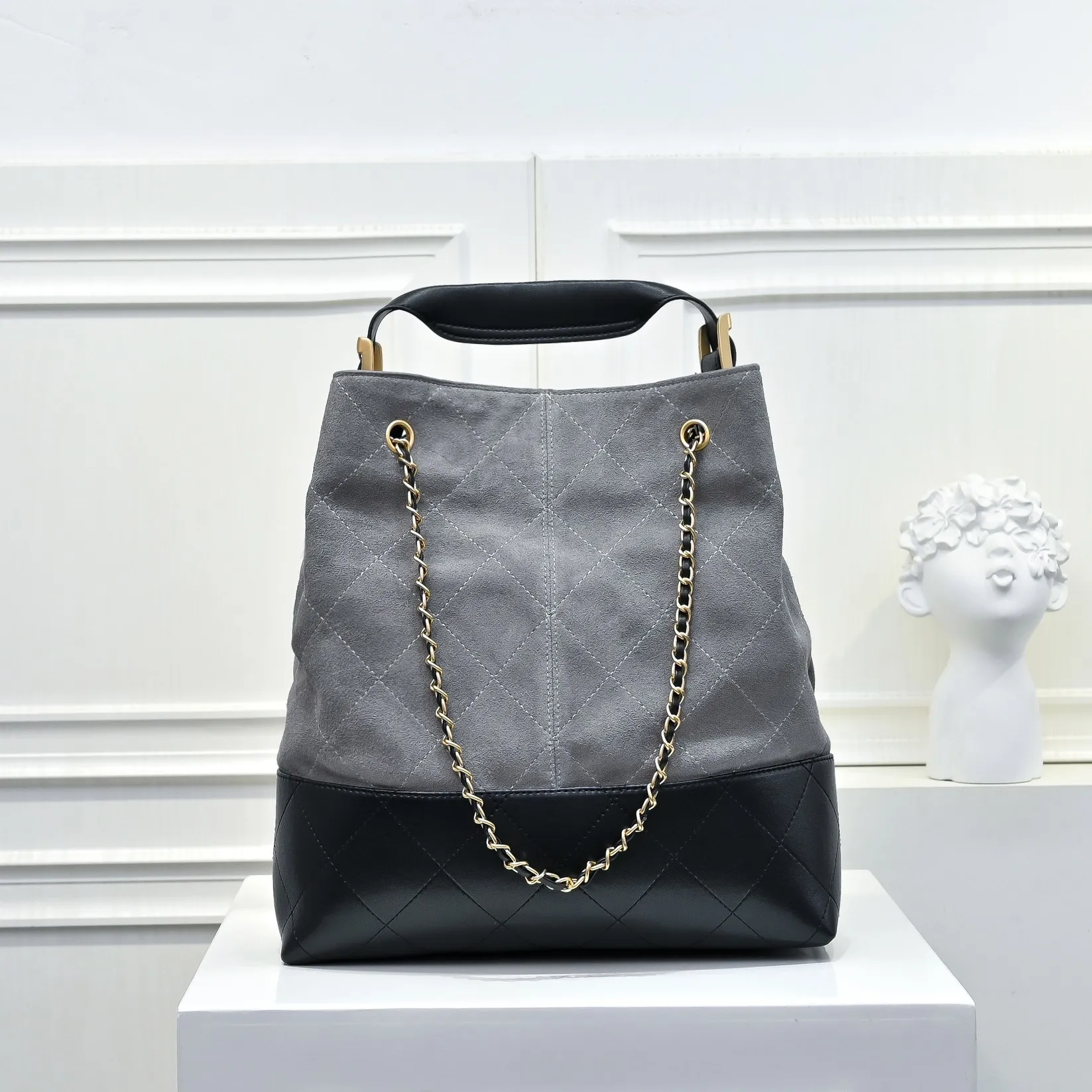 All Categories Official Website "Brand Women's Bags" Women's Bags 💙 Chanel 2025 New CHANEL Crossbody Bag