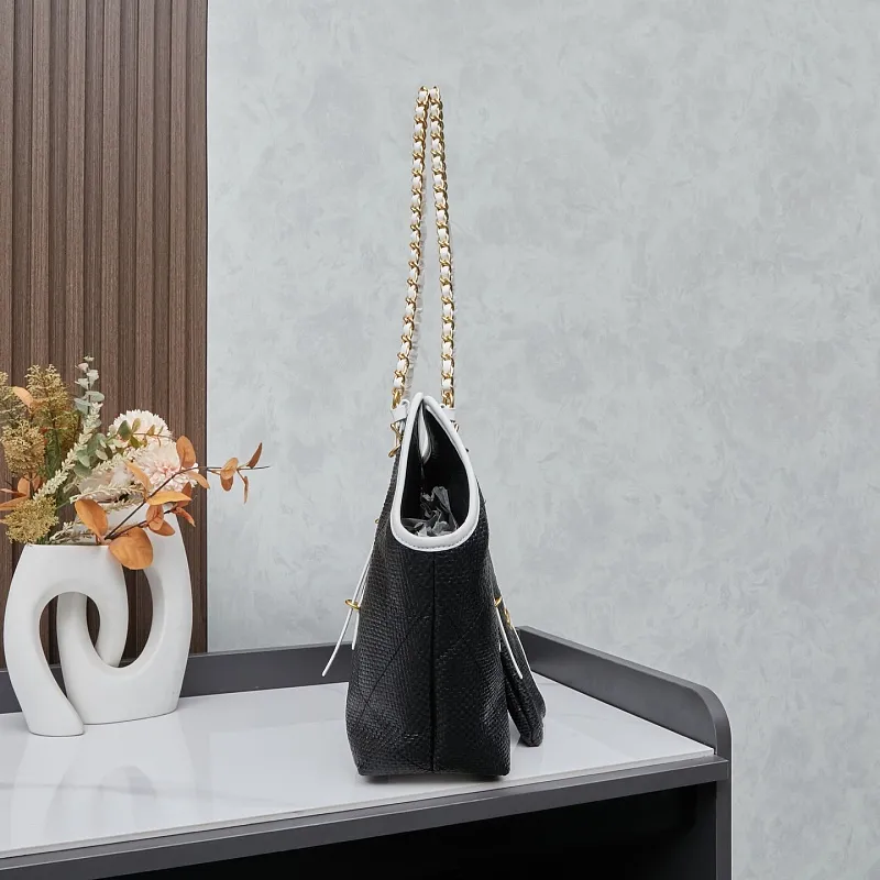 All Categories Chanel Women's Bags (Chanel) Chanel 2561